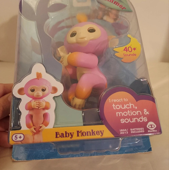 WowWee Fingerlings Adorable Baby Monkey Summer - Still in Packaging - Picture 3 of 10